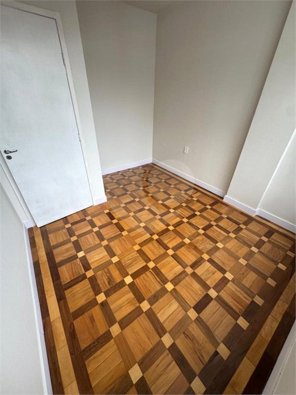 Apartamento à venda com 4 quartos, sendo 1 suíte, em Bela Vista, São Paulo, SP