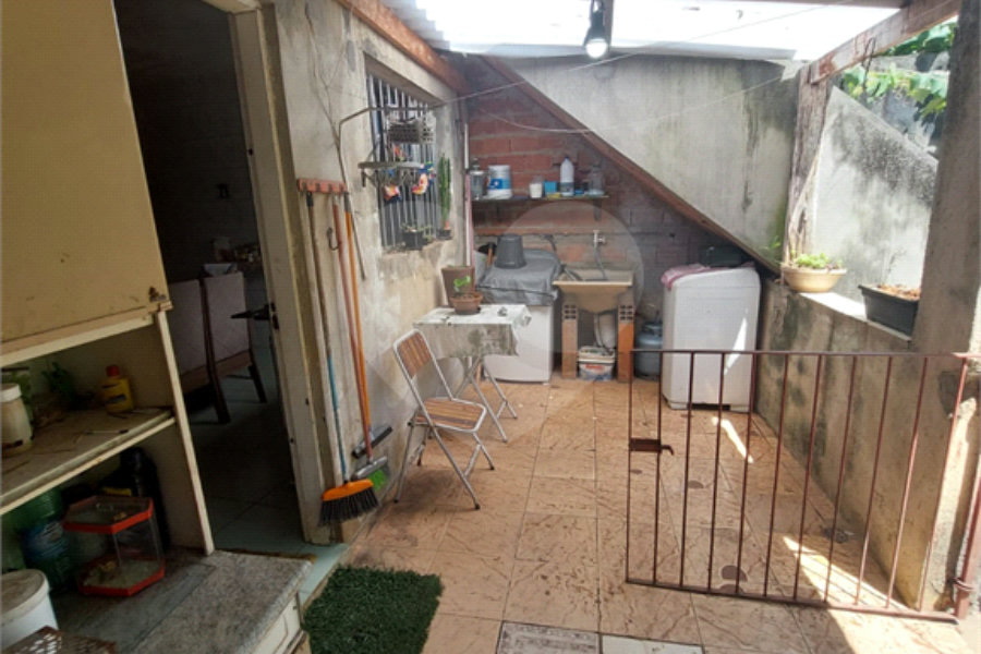 Sobrado à venda com 4 quartos em Vila Clarice, São Paulo, SP