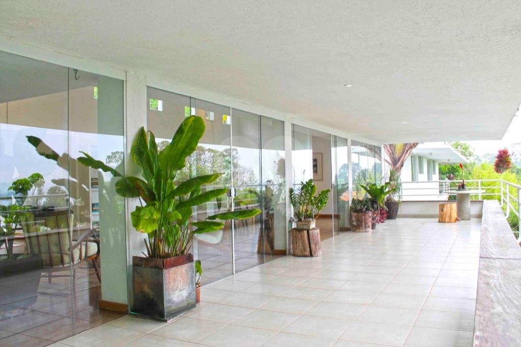 Casa à venda com 3 quartos, sendo 1 suíte, em Guarapiranga, São Paulo, SP