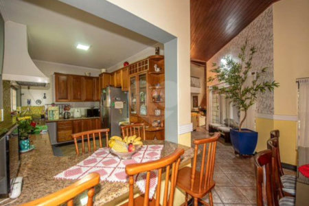 Casa à venda com 3 suítes no condomínio Aldeia da Serrinha, Sorocaba - SP