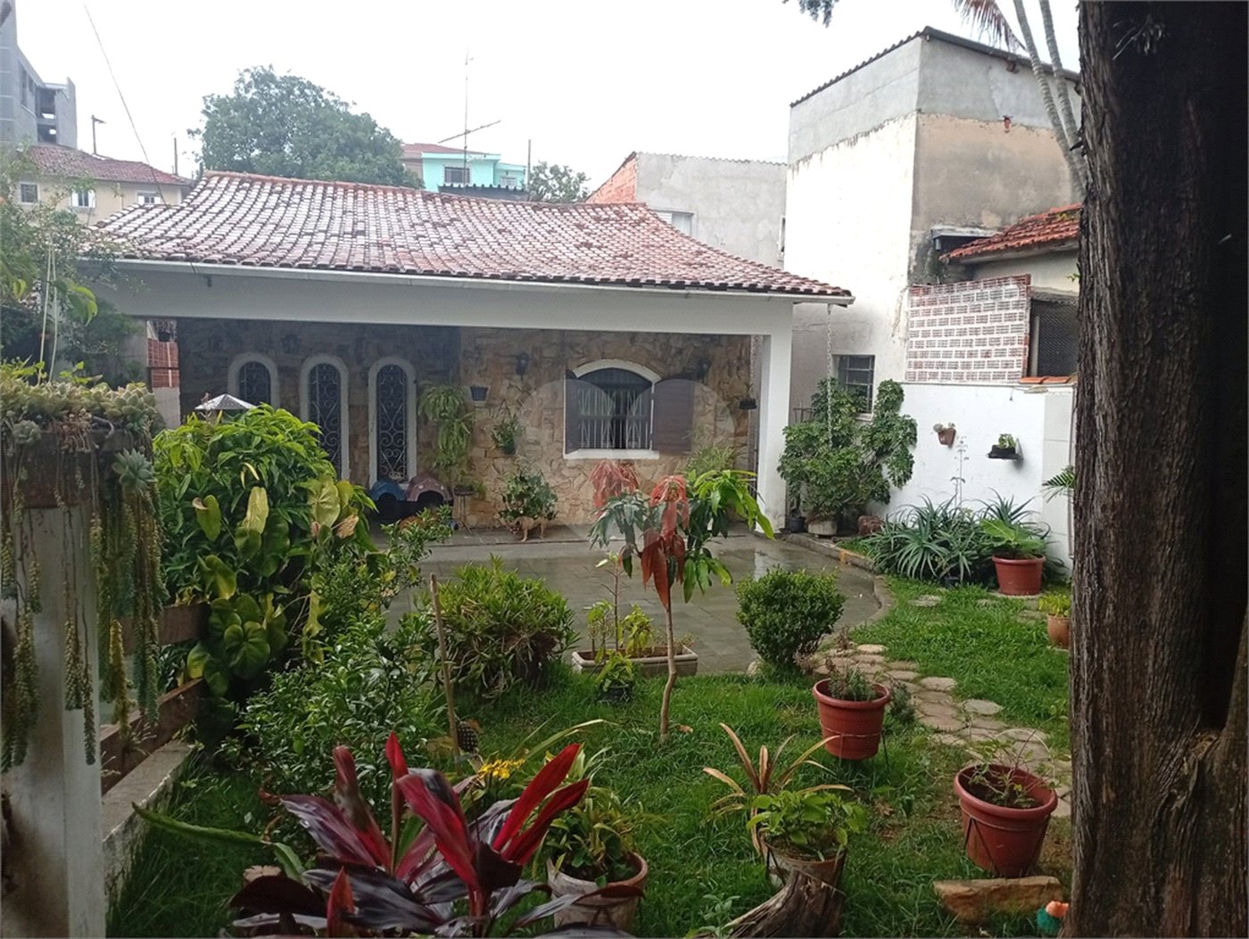 Casa à venda com 3 quartos, sendo 1 suíte, em Parque Vitória, São Paulo, SP