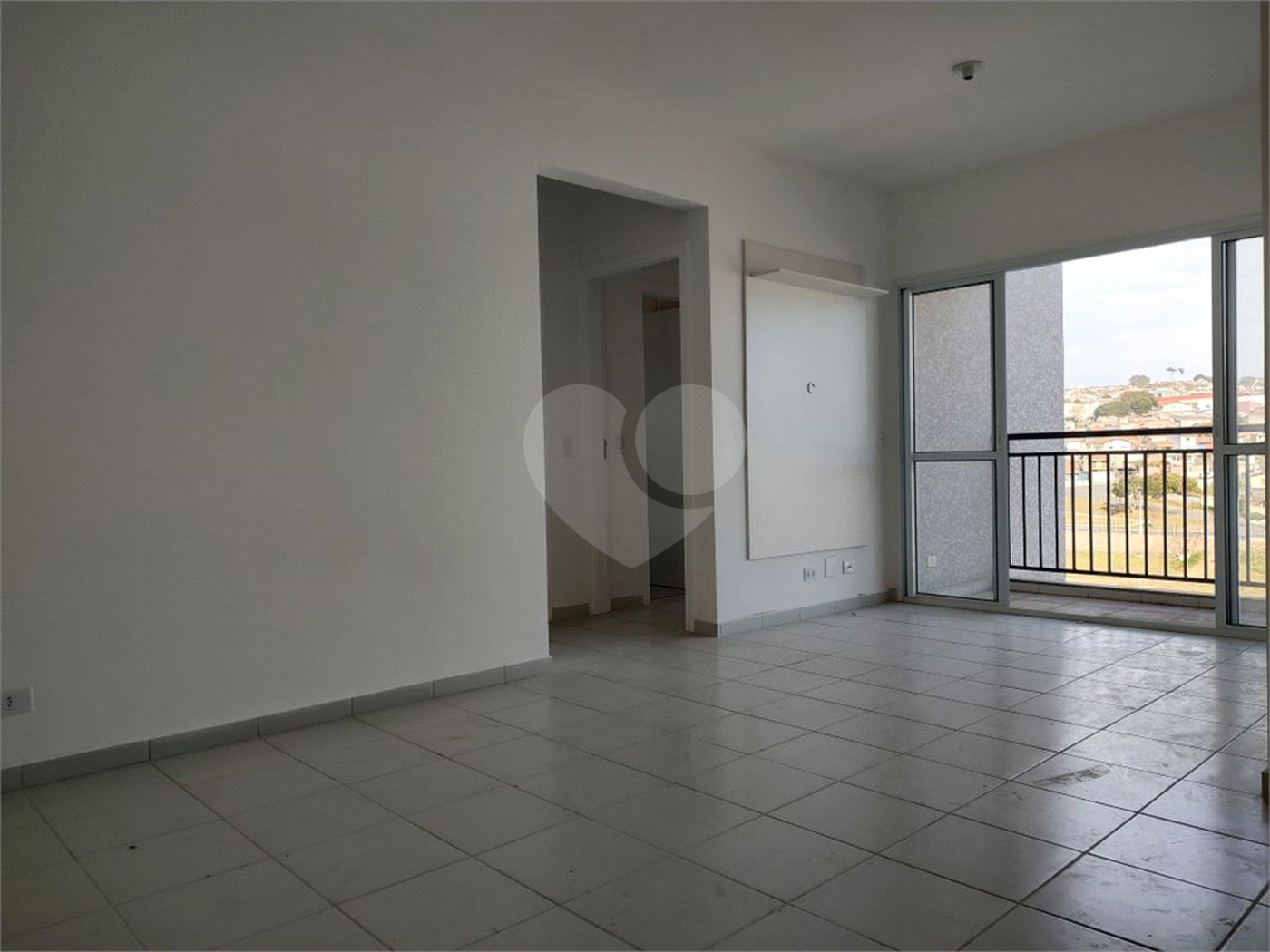 Apartamento para alugar com 2 quartos, sendo 1 suíte,  em Jardim das Palmeiras, Atibaia, SP