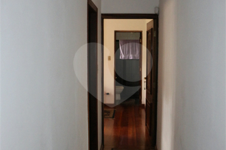 Sobrado à venda com 4 quartos, sendo 2 suítes, em Tremembé, São Paulo, SP