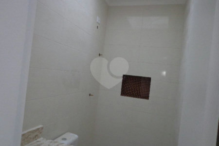 Casa à venda com 3 quartos, sendo 1 suíte,  no condomínio Professor Teot?nio Monteiro de Barros Filho, São Paulo - SP