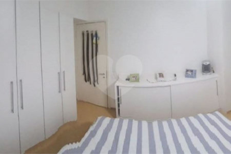 Apartamento à venda com 2 quartos, sendo 1 suíte, em Saúde, São Paulo, SP