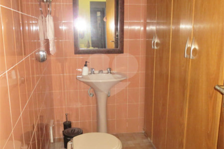 Casa Térrea à venda com 3 quartos, sendo 1 suíte, em Vila Santo Estéfano, São Paulo, SP