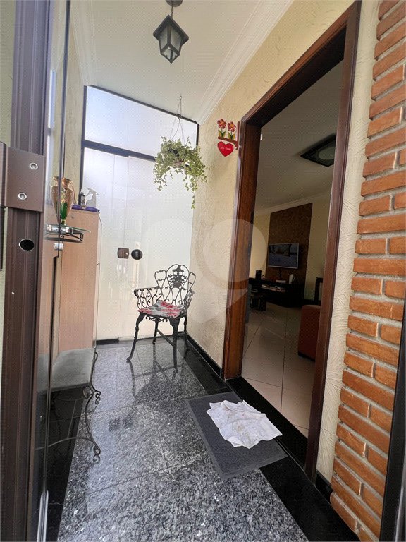 Sobrado à venda com 3 suítes em Vila Regente Feijó, São Paulo, SP