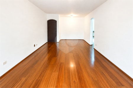 Apartamento à venda ou para alugar com 3 quartos, sendo 1 suíte,  em Granja Julieta, São Paulo, SP
