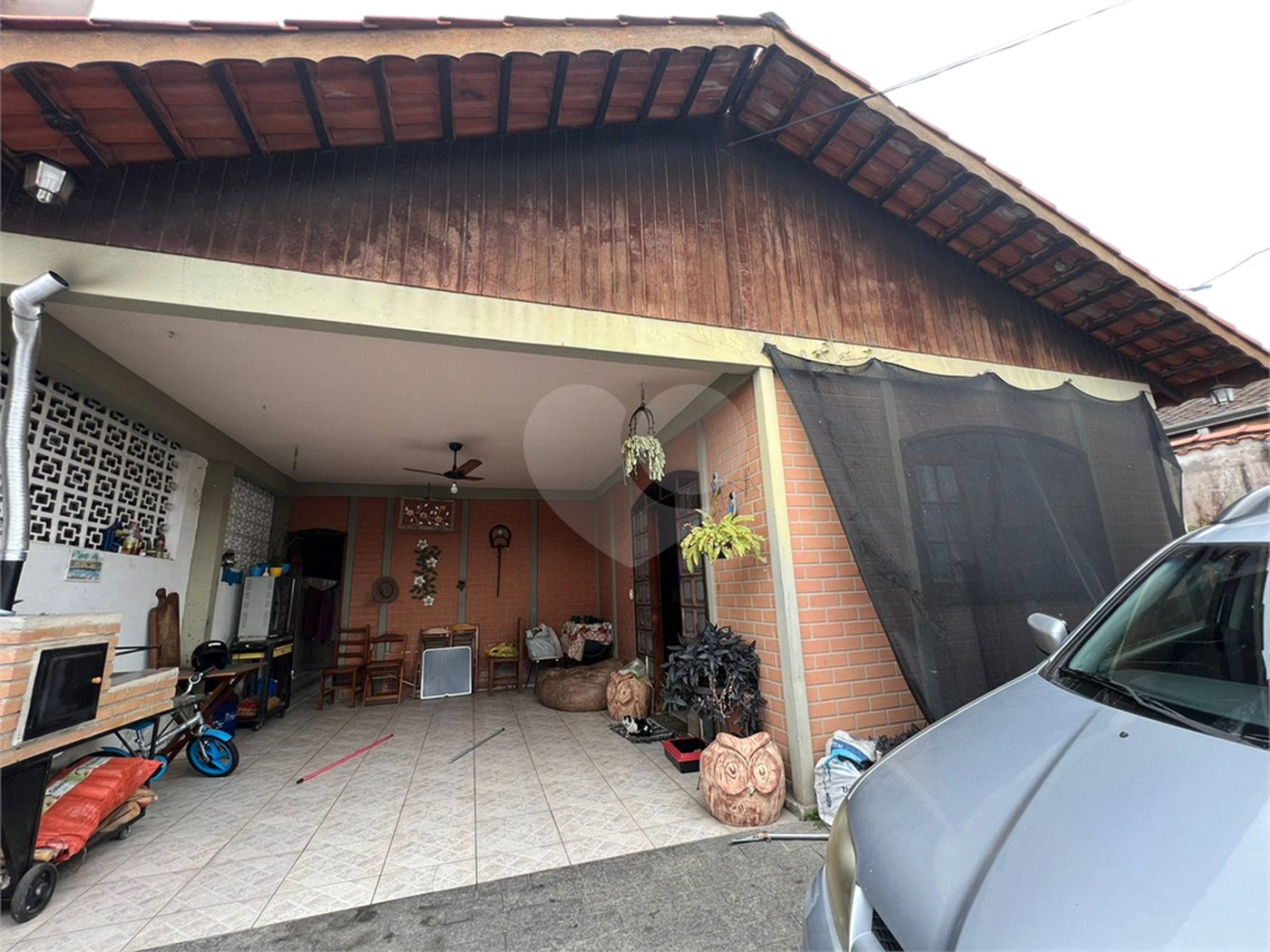 Casa à venda com 4 quartos, sendo 1 suíte,  em Jardim Ponte Grande, Mogi das Cruzes, SP