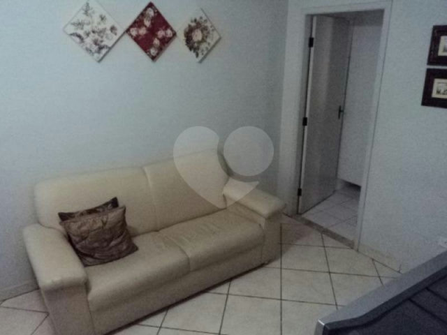 Sobrado à venda com 2 suítes em Tremembé, São Paulo, SP