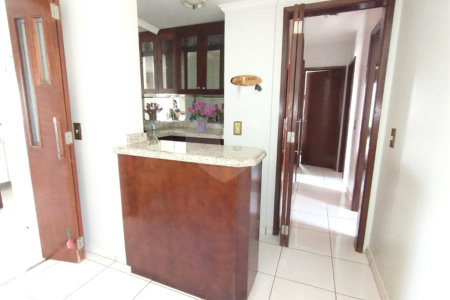 Apartamento à venda com 3 quartos, sendo 1 suíte, em Vila Dom Pedro I, São Paulo, SP