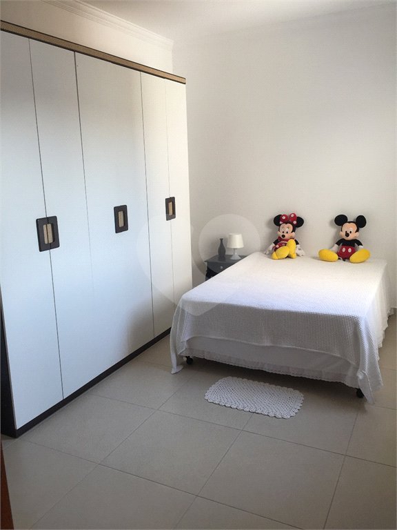 Casa à venda com 3 suítes no condomínio Lago da Serra, Araçoiaba da Serra - SP