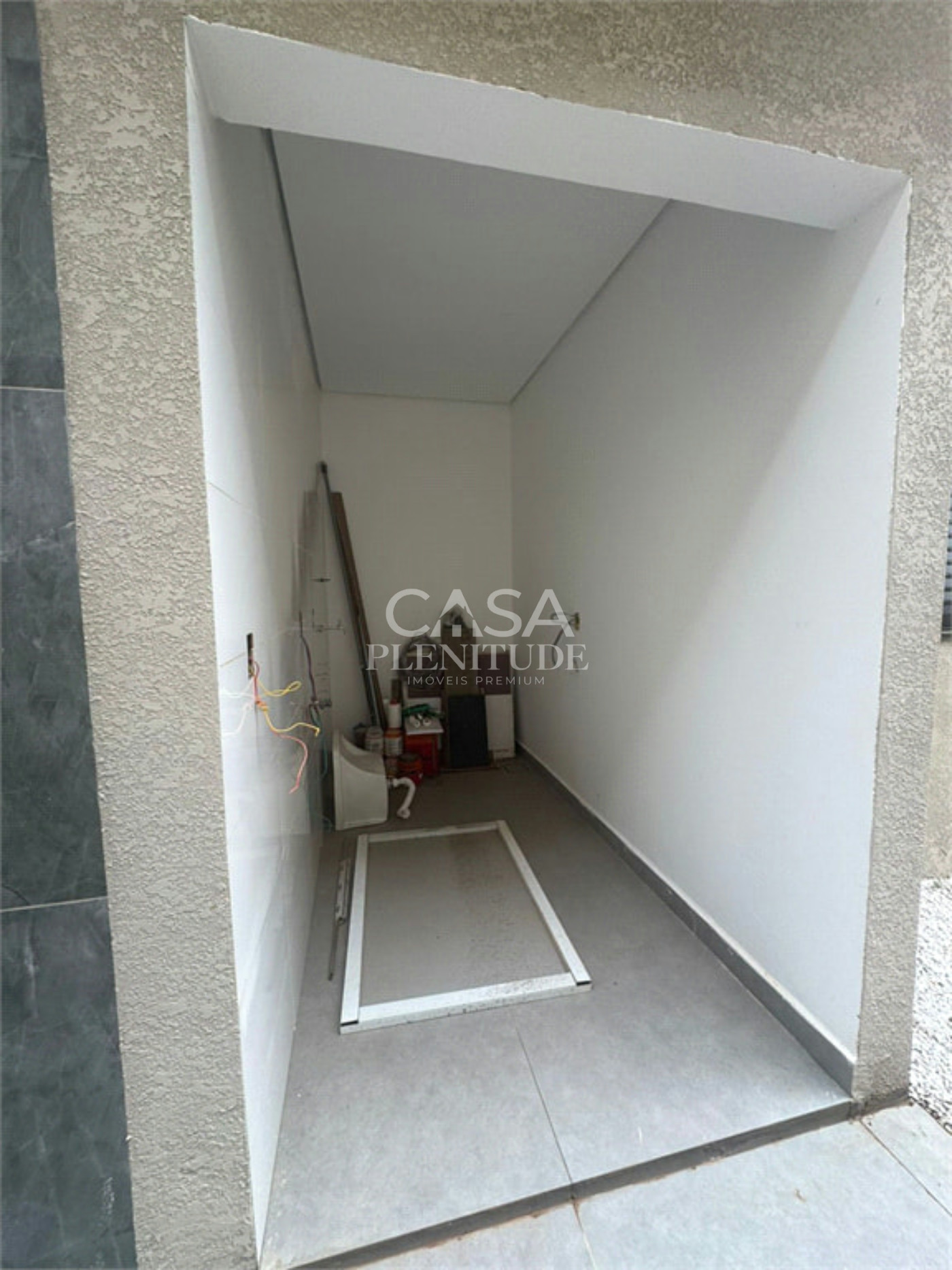 Terreno em condomínio à venda com 3 quartos, sendo 1 suíte, em Wanel Ville, Sorocaba, SP