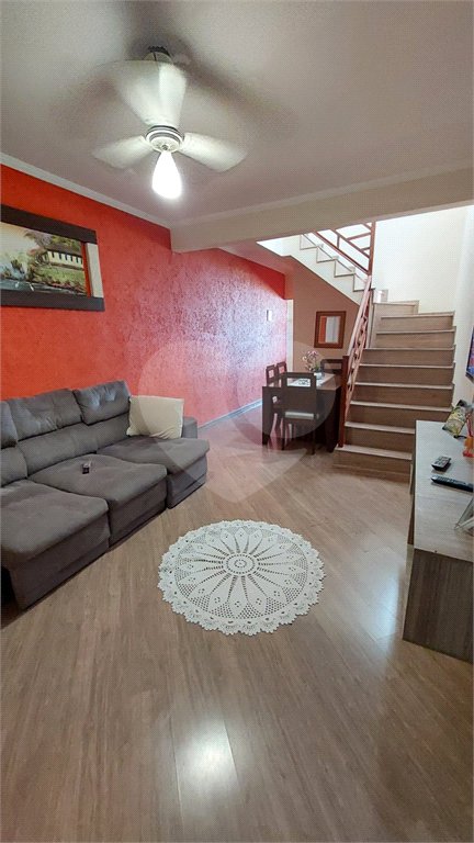 Sobrado à venda com 3 quartos em Jardim Universo, Mogi das Cruzes, SP