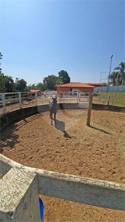 Chácara à venda com 7 quartos, sendo 3 suítes, em Recanto dos Bandeirantes, Porto Feliz, SP