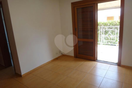 Casa à venda ou para alugar com 4 quartos, sendo 2 suítes, no condomínio Vila Hípica, São Paulo - SP