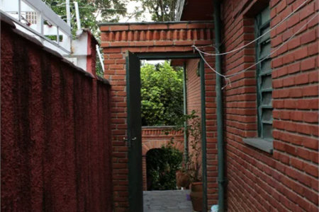 Casa à venda com 4 quartos, sendo 2 suítes,  em Jardim Leonor, São Paulo, SP
