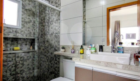 Casa à venda com 3 suítes no condomínio Residencial Alto da Floresta, Bom Jesus dos Perdões - SP