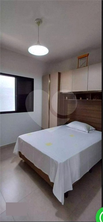 Casa à venda com 3 quartos, sendo 2 suítes, no condomínio Residencial Marchant Buarque, Atibaia - SP