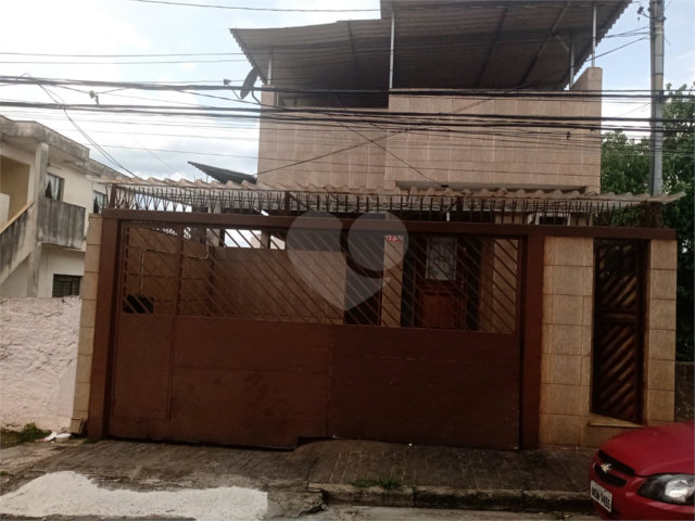Sobrado à venda com 3 suítes em Mandaqui, São Paulo, SP