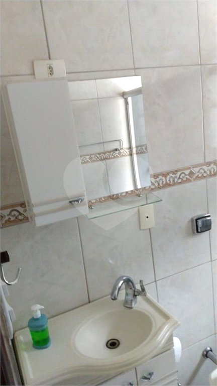Sobrado à venda com 4 quartos, sendo 1 suíte,  em Parque Edu Chaves, São Paulo, SP