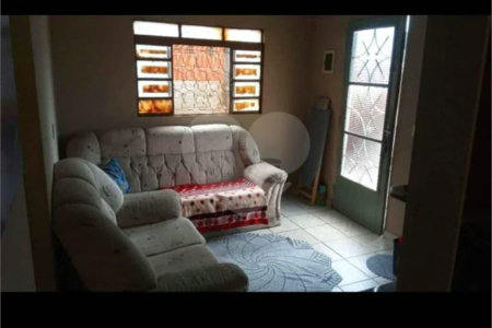 Casa Térrea à venda com 2 quartos em Traviú, Jundiaí, SP