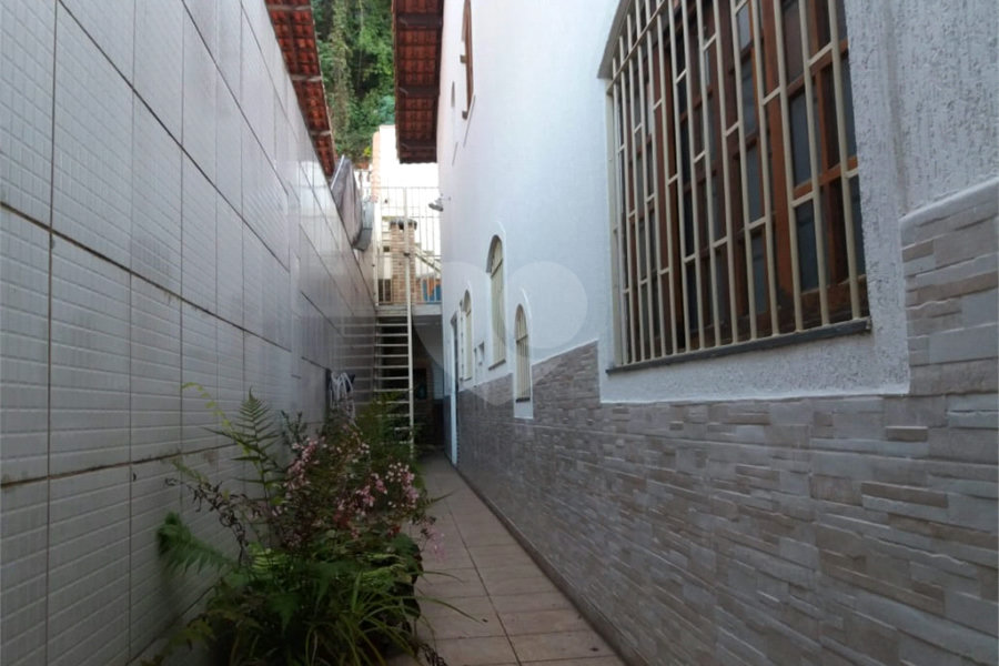Sobrado à venda com 4 quartos, sendo 1 suíte, em Tremembé, São Paulo, SP