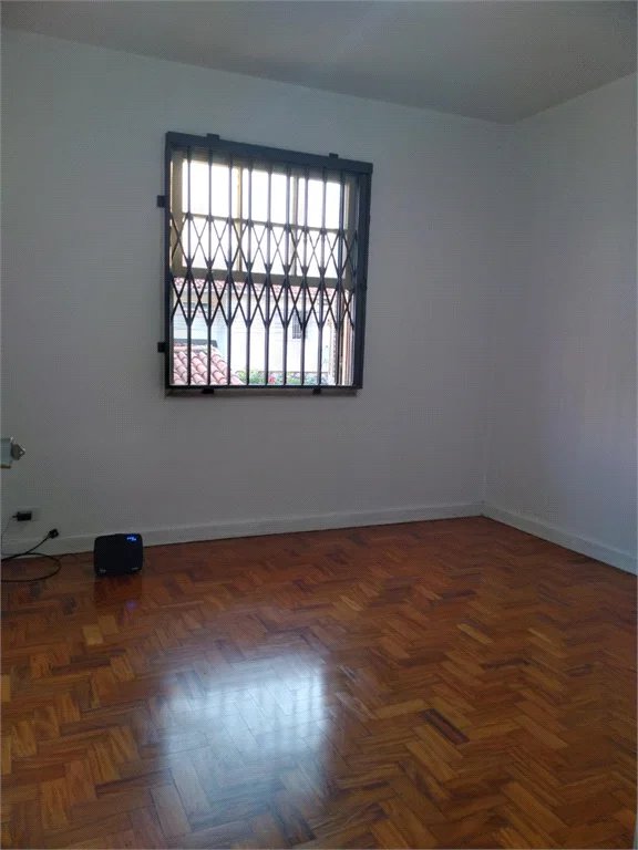 Sobrado à venda com 3 quartos em Vila Cordeiro, São Paulo, SP