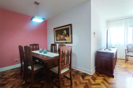 Apartamento à venda com 3 quartos, sendo 1 suíte, em Alto da Boa Vista, São Paulo, SP