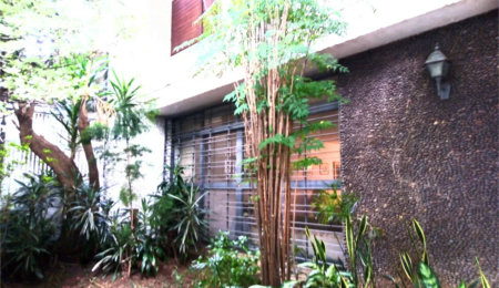 Sobrado à venda com 4 quartos, sendo 1 suíte,  em Vila Cordeiro, São Paulo, SP