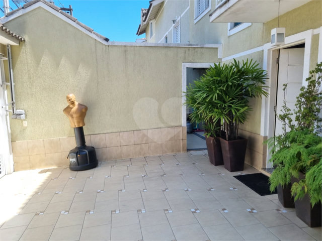Sobrado à venda com 3 suítes em Vila Guilherme, São Paulo, SP