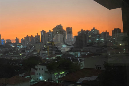Sobrado à venda com 3 quartos, sendo 1 suíte, em Vila Paulicéia, São Paulo, SP