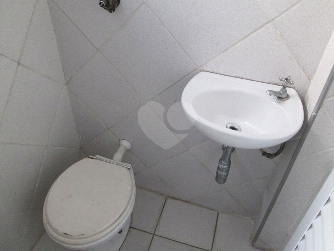 Apartamento à venda com 3 quartos, sendo 1 suíte,  em Paraíso, São Paulo, SP