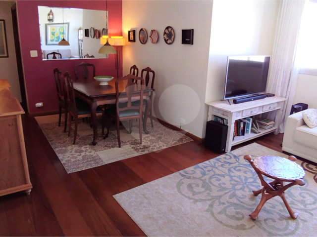 Apartamento à venda com 3 quartos, sendo 1 suíte, em Vila Paulicéia, São Paulo, SP