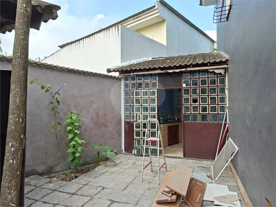 Casa à venda com 3 quartos, sendo 1 suíte, em Vargem Pequena, Rio de Janeiro, RJ