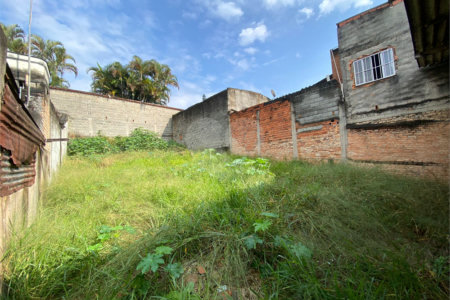 Terreno à venda no Centro, Poá, SP