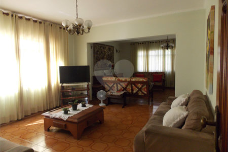 Casa à venda ou para alugar com 5 quartos, sendo 3 suítes,  no Centro, Atibaia, SP