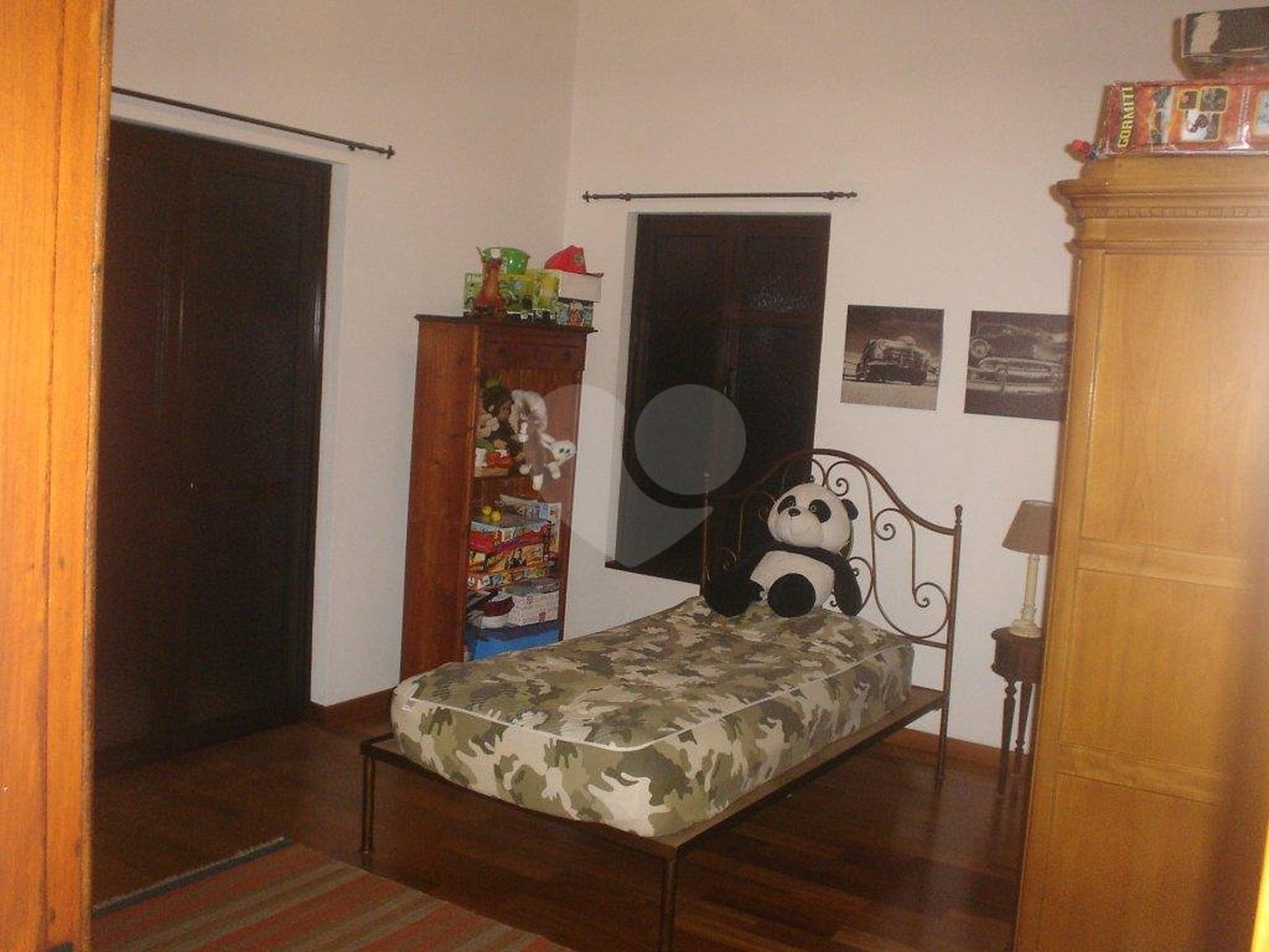 Casa à venda com 3 quartos, sendo 2 suítes, no condomínio residencial Cantareira-pque Petropolis, Mairiporã - SP