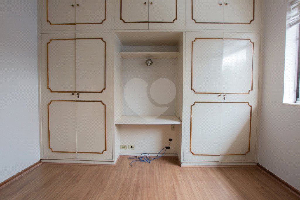 Casa à venda ou para alugar com 3 quartos, sendo 1 suíte,  em Mirandópolis, São Paulo, SP
