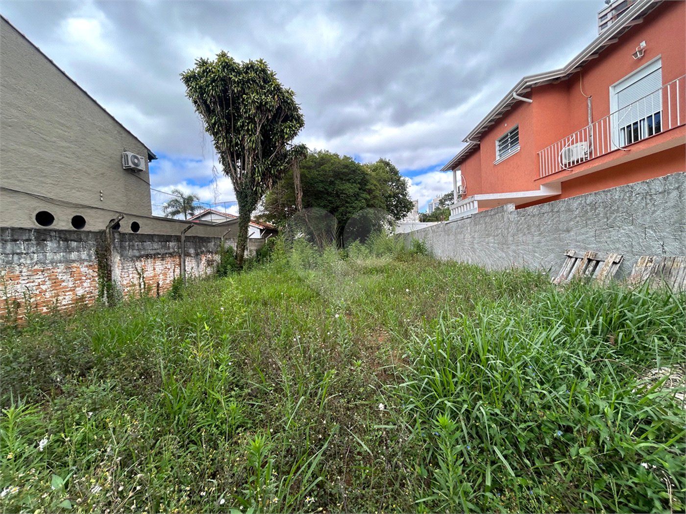 Terreno à venda em Jardim Hípico, São Paulo, SP