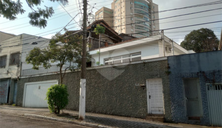 Casa à venda ou para alugar com 2 suítes em Saúde, São Paulo, SP