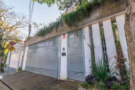 Sobrado à venda com 3 quartos, sendo 1 suíte, em Jardim Prudência, São Paulo, SP