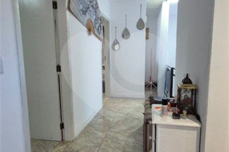 Casa à venda com 3 quartos em Vila Oliveira, Mogi das Cruzes, SP