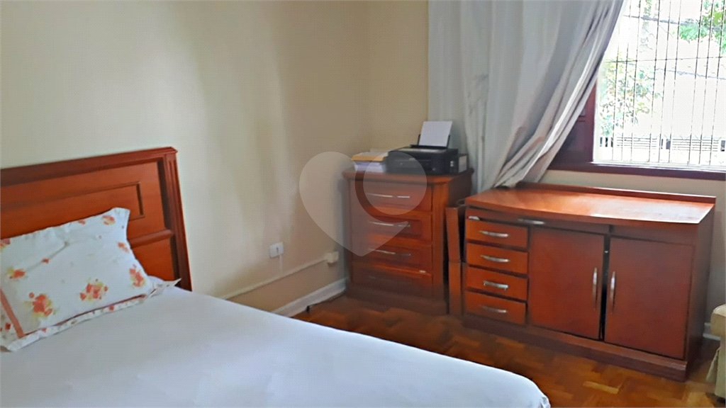 Sobrado à venda com 4 quartos em Tremembé, São Paulo, SP
