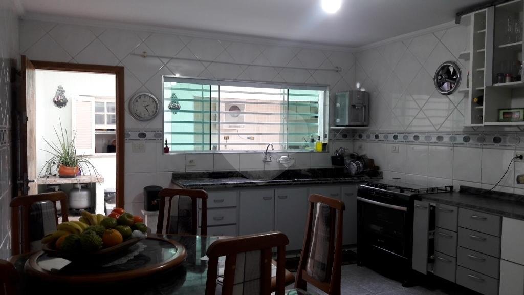 Sobrado à venda com 3 quartos, sendo 1 suíte, em Vila Harmonia, Guarulhos, SP