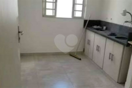 Sobrado à venda ou para alugar com 1 quarto em Vila Pompéia, São Paulo, SP