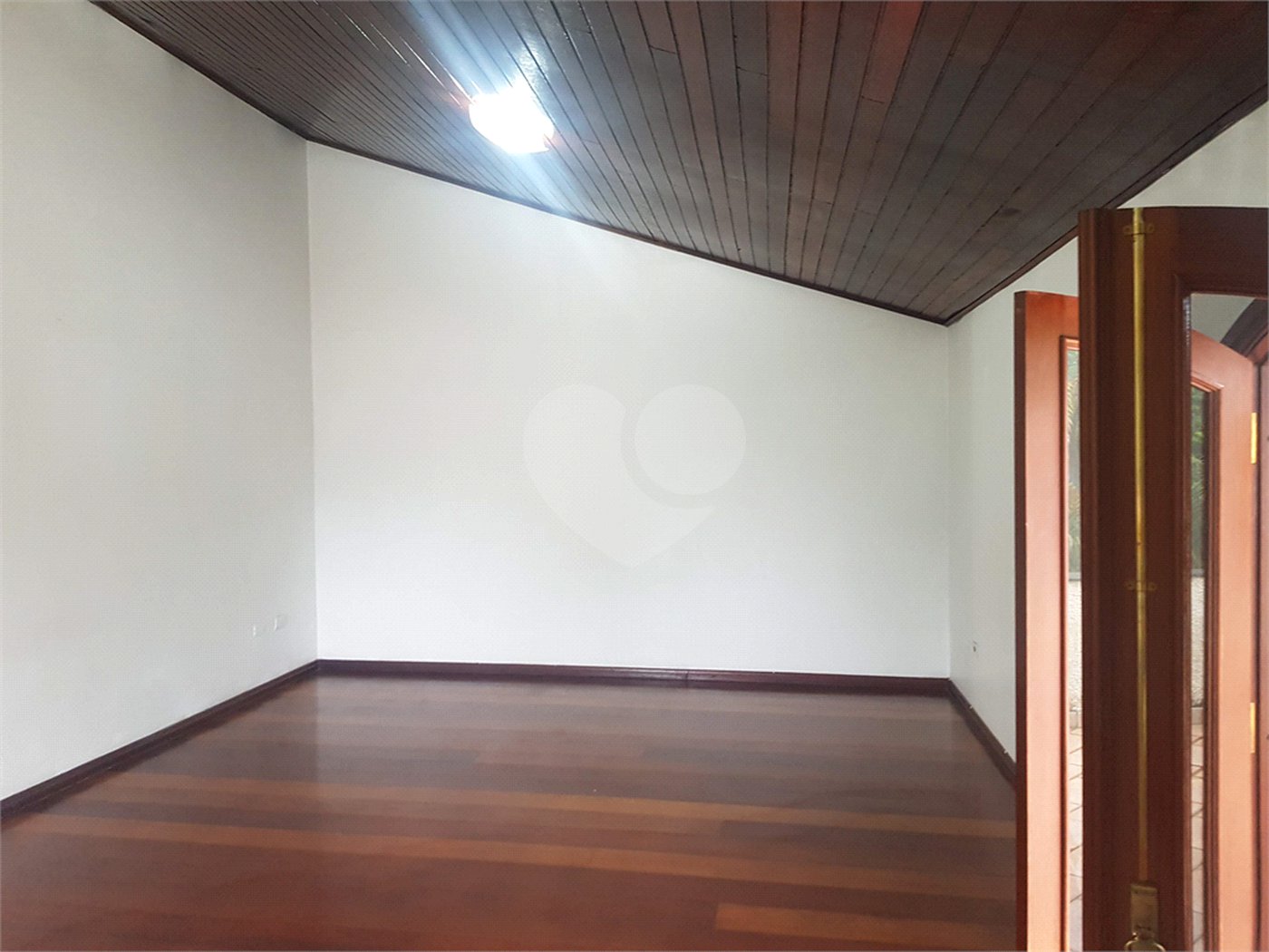 Sobrado para alugar com 5 suítes em Interlagos, São Paulo, SP