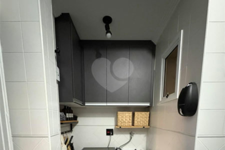 Apartamento à venda com 2 quartos em Jardim Leocádia, Sorocaba, SP