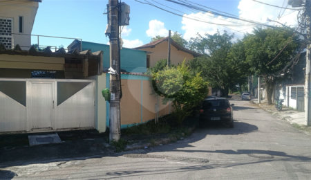 Casa à venda com 4 quartos em Campo Grande, Rio de Janeiro, RJ