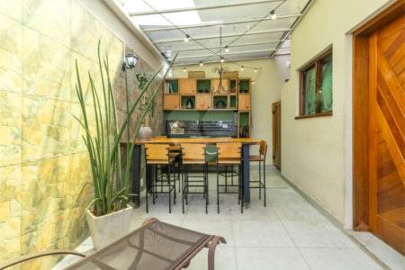 Casa à venda com 4 quartos, sendo 2 suítes, em Jardim Marajoara, São Paulo, SP